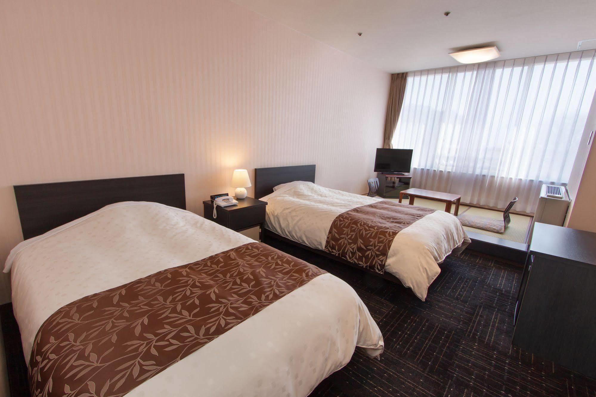 Dogo Hotel Mielparque Matsuyama มัตสึยามะ ภายนอก รูปภาพ